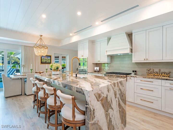 Property Photo:  1565 Mullet Lane  FL 34102 
