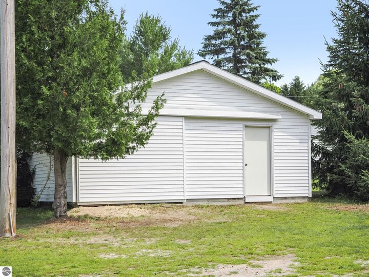 Property Photo: 2601 Rushton Road MI 49622