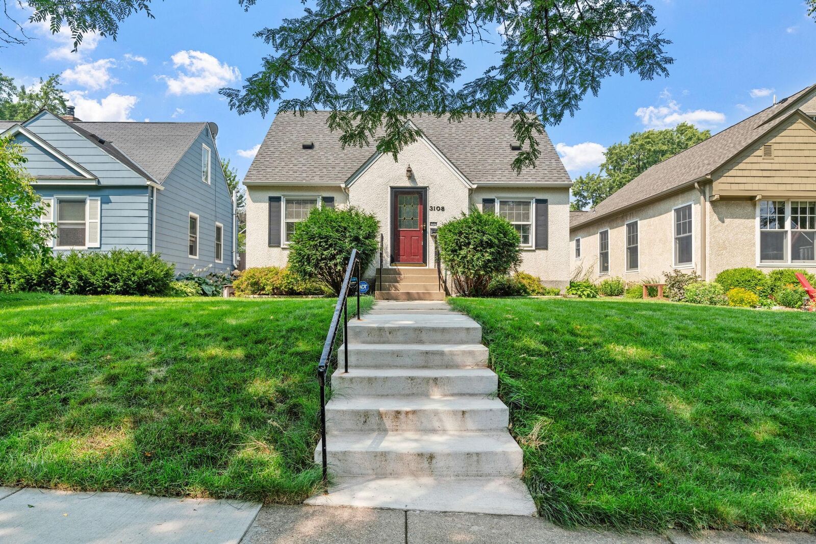 Property Photo:  3108 Georgia Avenue S  MN 55426 