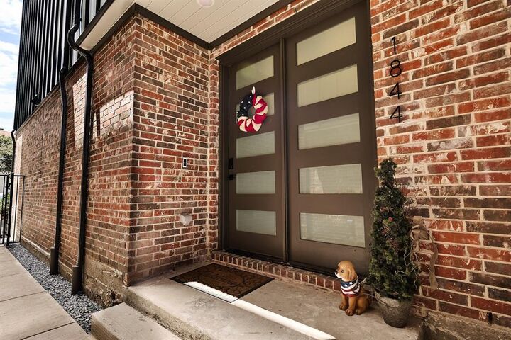 Property Photo:  1844 Mecca Street  TX 75206 