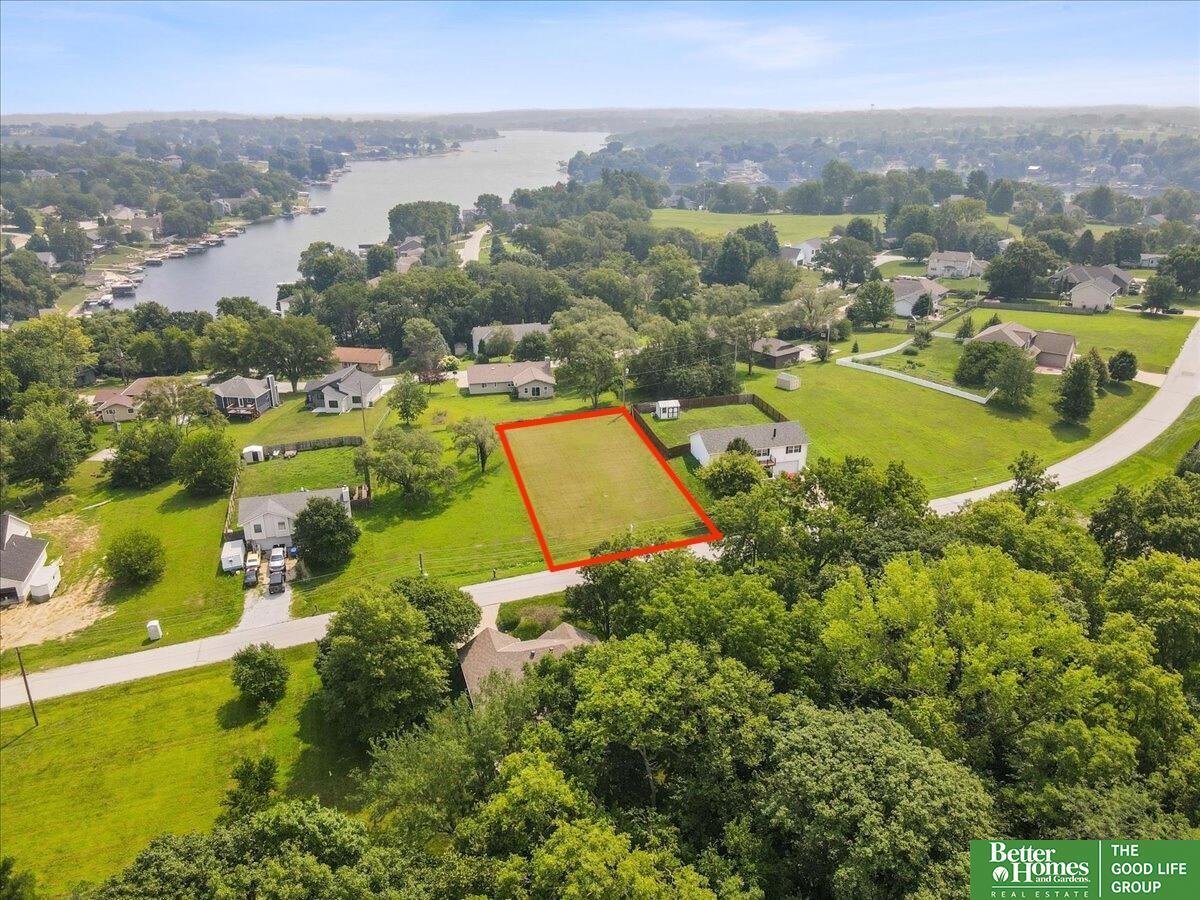 Property Photo: 9419 Monroe Road NE 68048