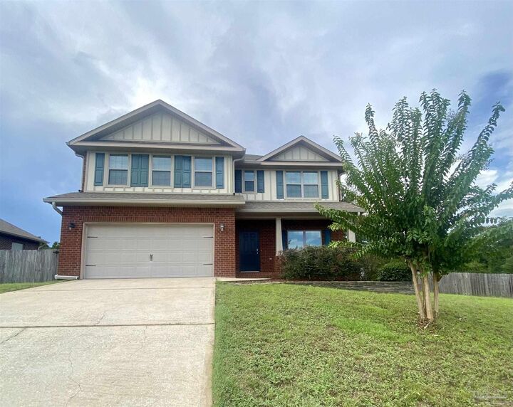Property Photo:  5979 Rustic Ridge Cir  FL 32570