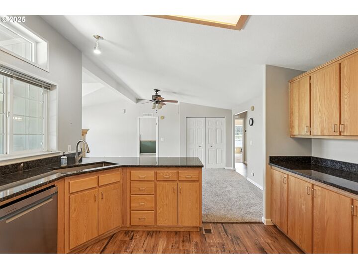 Property Photo:  6305 Cherry Heights Rd  OR 97058 