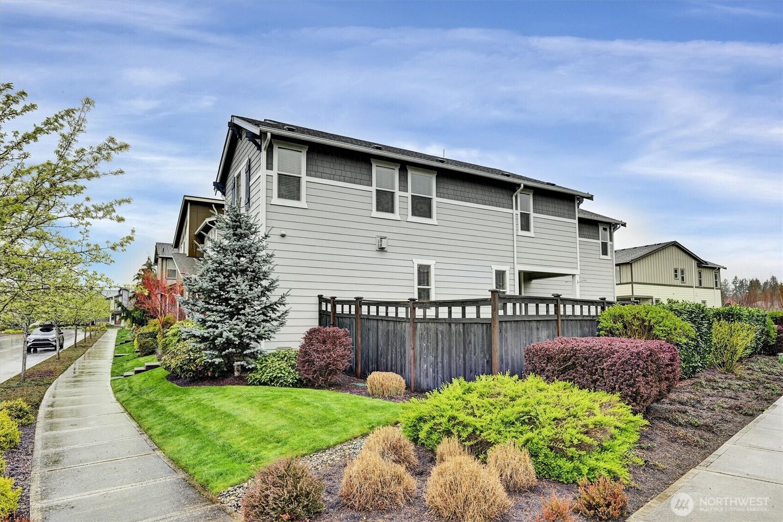 Property Photo:  32898  Pine Avenue SE  WA 98010 