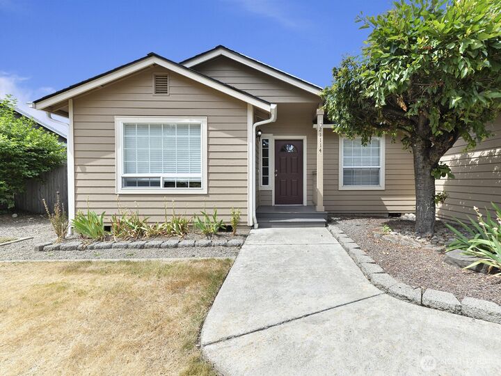 Property Photo: 21114 94th Avenue Ct E WA 98338