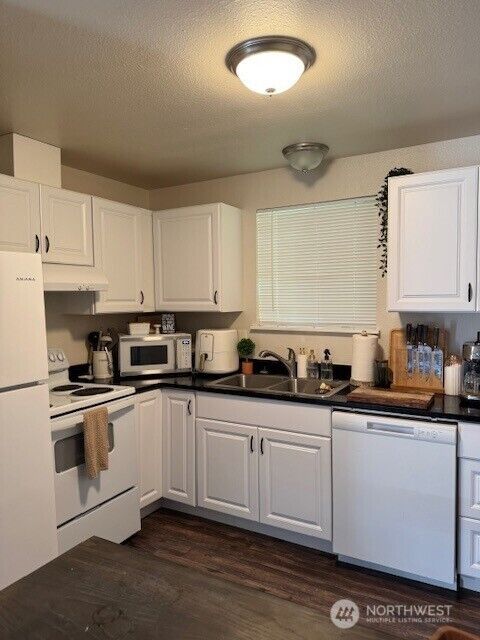 Property Photo:  315 W Woodworth Street  WA 98284 