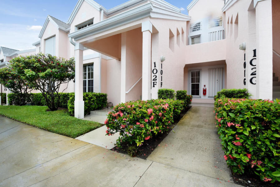 Property Photo: 101 Muirfield Court F FL 33458