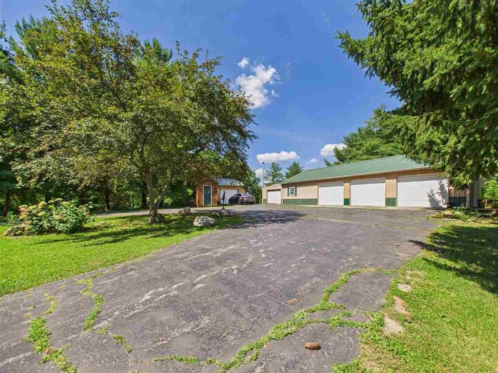 Property Photo: 1147 Woods Road IN 47374
