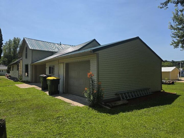 Photo de la propriété: 443 Main Street WI 53962