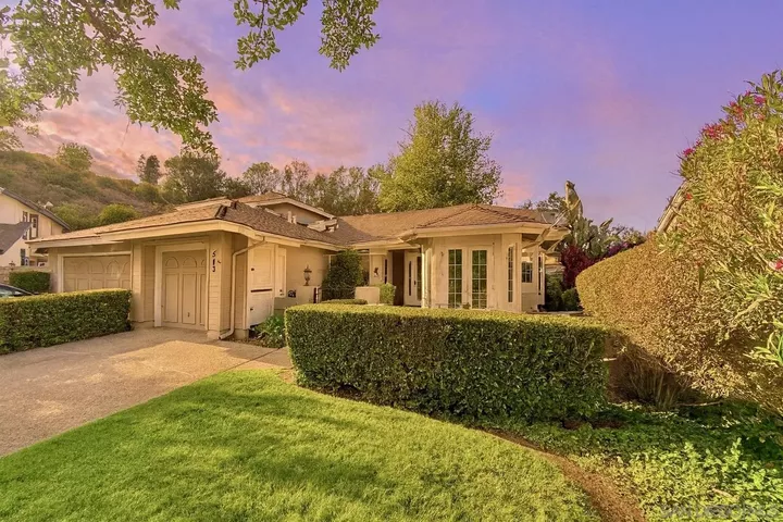 Property Photo:  543 Rockport Ct  CA 92024 