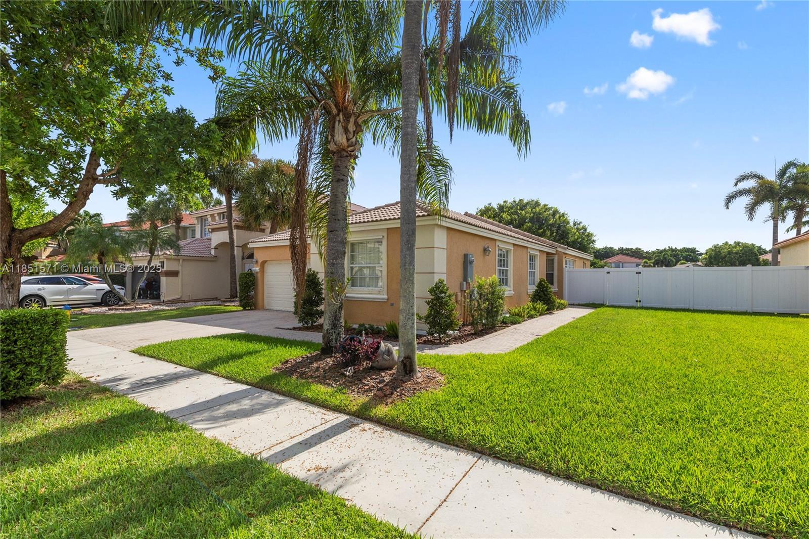 Property Photo: 363 NW 158th Ave FL 33028