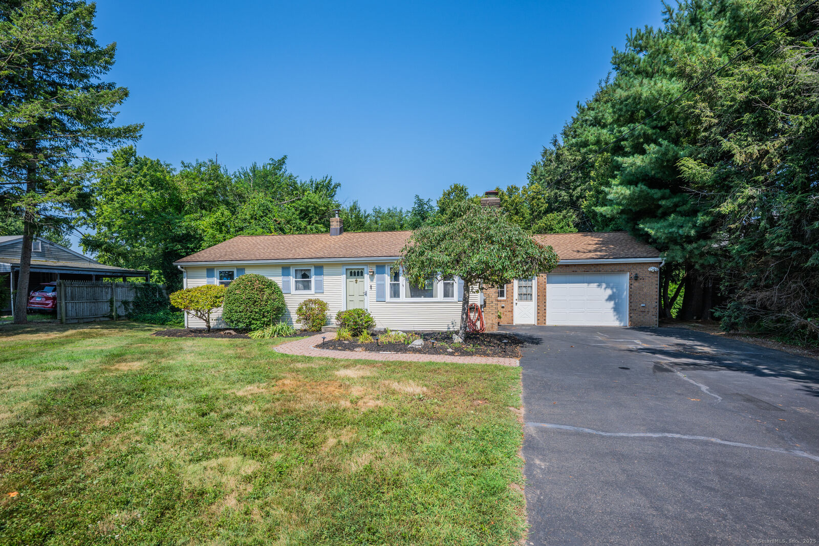 Property Photo:  130 River Street  CT 06489 