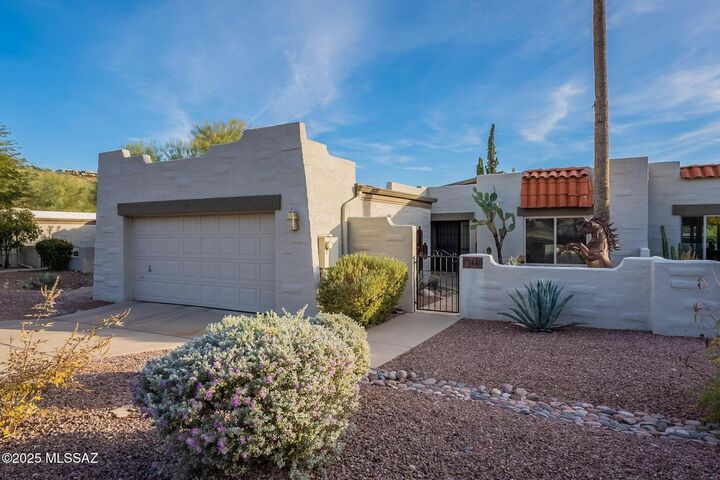 Property Photo: 7446 E Wandering Road AZ 85750