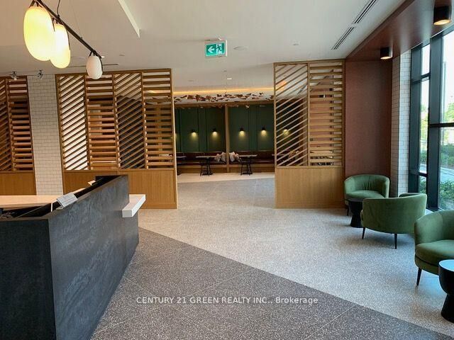 Property Photo: 2495 Eglinton Avenue 1103 ON L5M 2T2