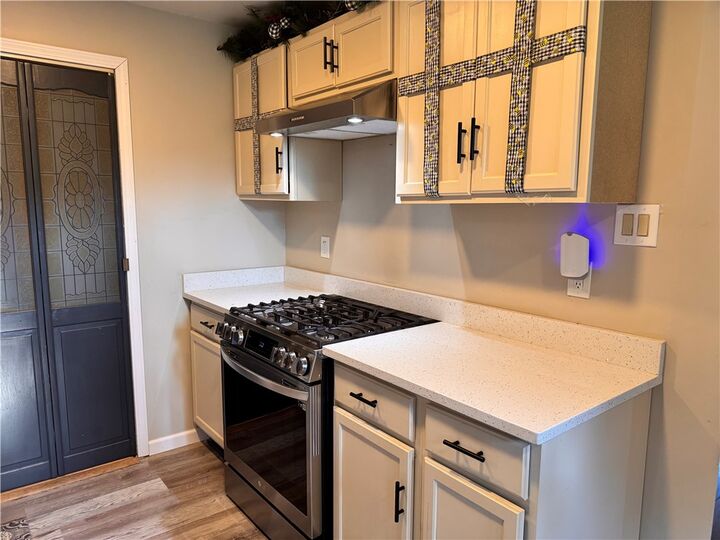 Property Photo:  416 Delano Dr  PA 15236 