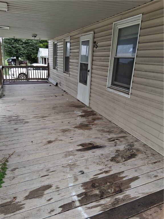 Property Photo: 95 E Main St PA 15379