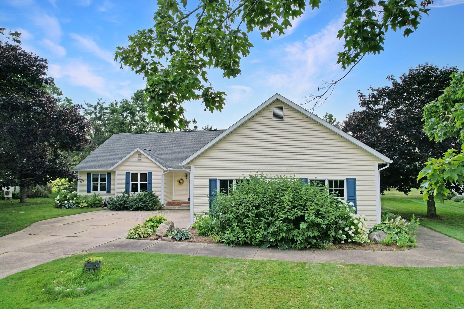 Property Photo: 5085 Greenview Drive MI 49735