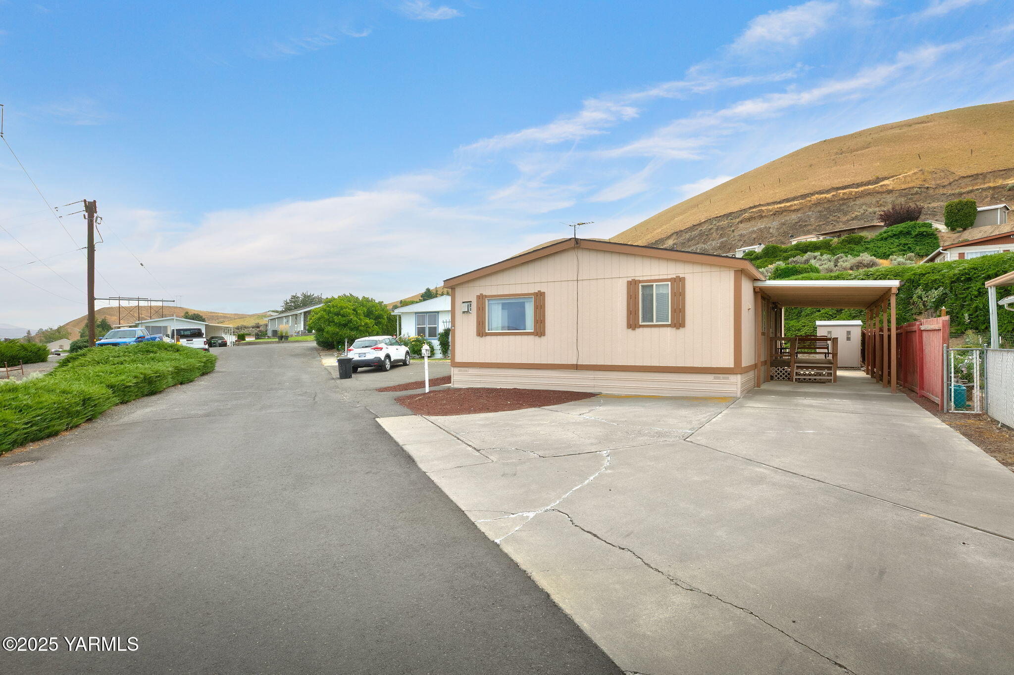 Property Photo:  300 Alps Rd 1048  WA 98936 