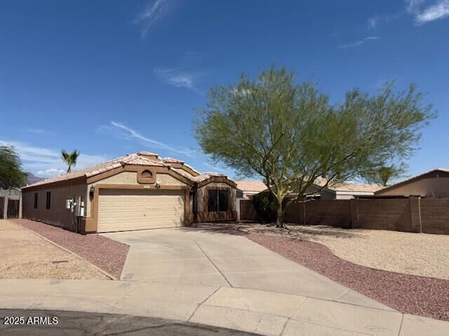 Property Photo:  1919 S Valley Drive  AZ 85120 