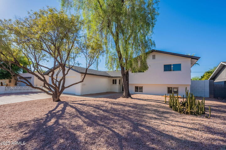 Property Photo: 8426 E Lincoln Drive AZ 85250