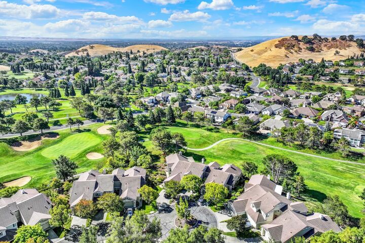 Property Photo:  2820 Calle De Cordoba  CA 94534 