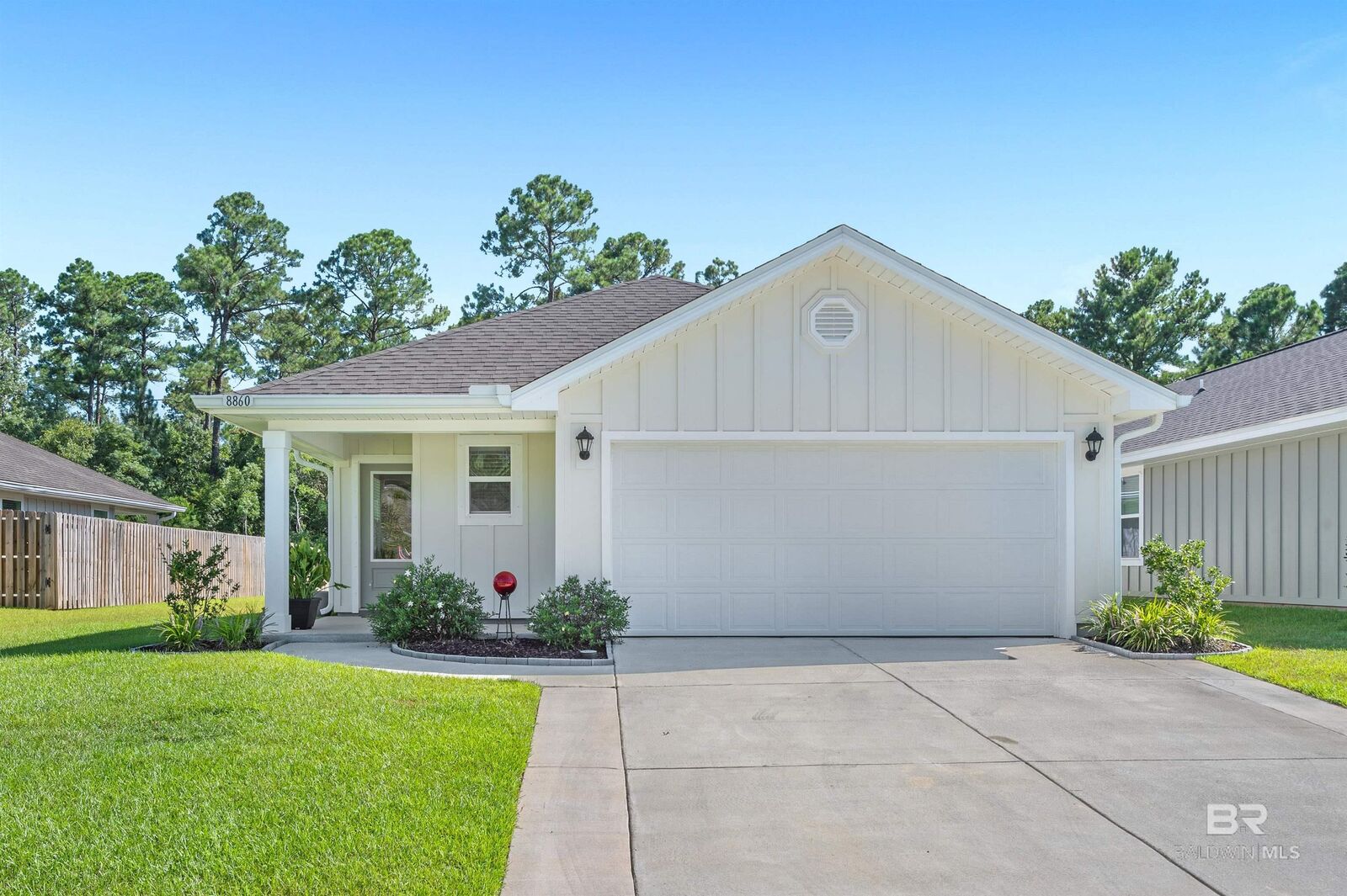 Property Photo:  8860 Summer Bay Lane  AL 36535 