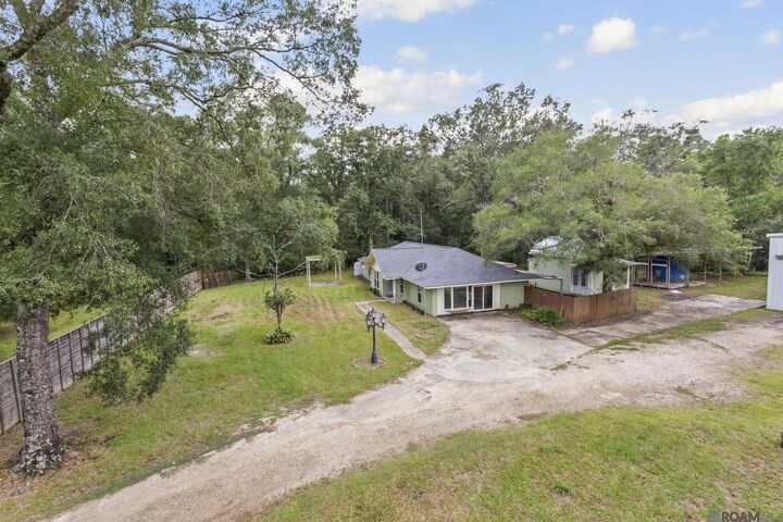 Property Photo: 7640 Pettit Rd LA 70714