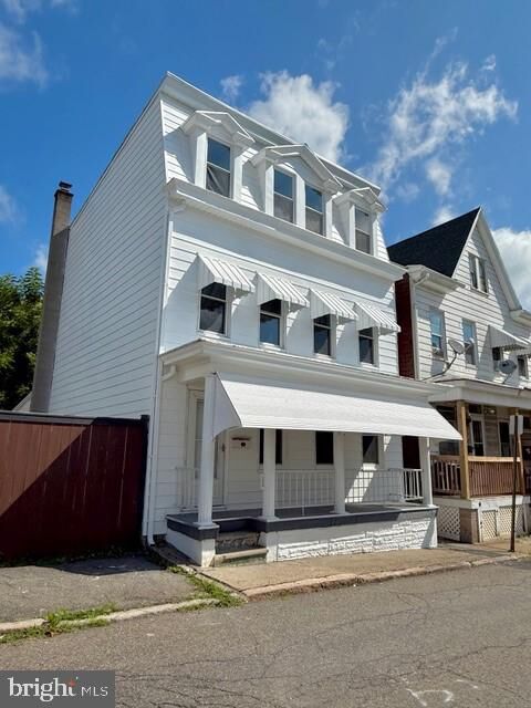 Property Photo: 1423 Market Street PA 17921