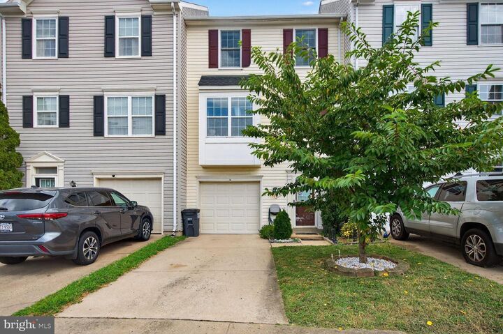 11082 Clovertree Court  Manassas VA 20109 photo