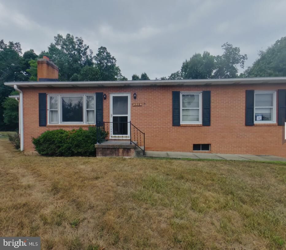 Property Photo:  528 Greenwood Road  VA 22602 