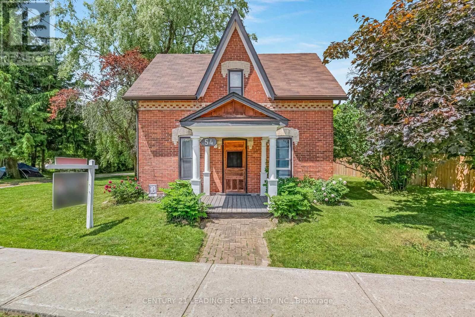 Property Photo:  54 King Street  ON L0G 1M0 