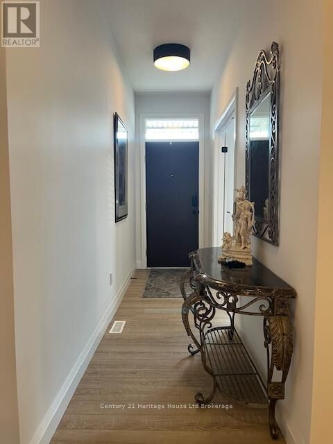 Property Photo:  23 Martin Street  ON N4G 0K3 
