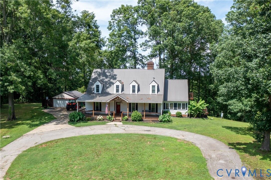 Property Photo:  196 Fox Hill Road  VA 23966 