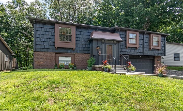 Property Photo: 320 Hackberry Place IL 62521