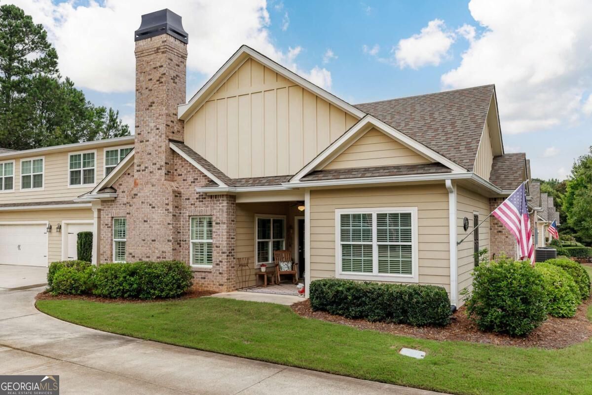 Property Photo: 1485 Orchard Circle 2B GA 30677