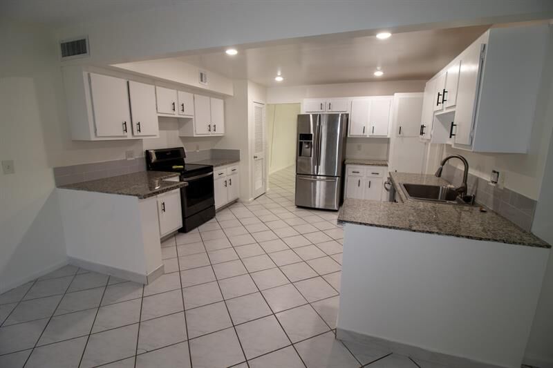 Property Photo:  3115 Coral Hills Dr D2  FL 33065 