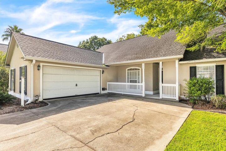 Property Photo: 176 Shady Oak Circle GA 31324