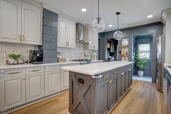 Property Photo: 315 Crawford Ter NJ 07083