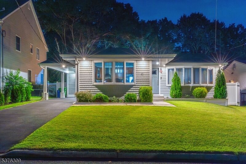 Property Photo:  40 Buttonwood Dr  NJ 08859 
