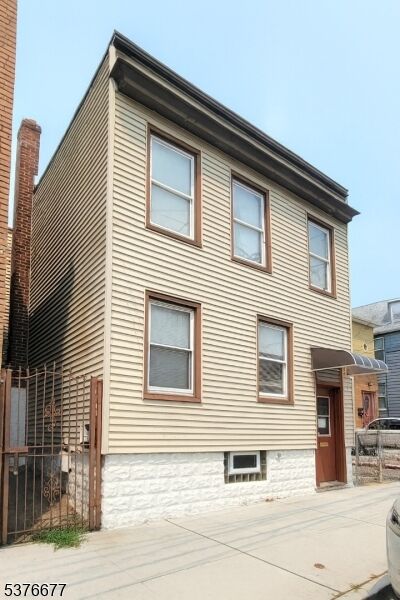 122 Cross St 1  Harrison Town NJ 07029 photo