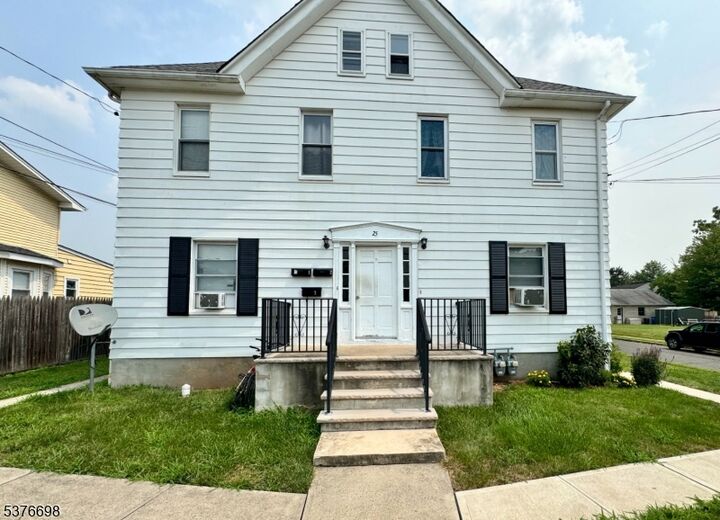 25 Gaston Ave 2  Raritan Boro NJ 08869 photo