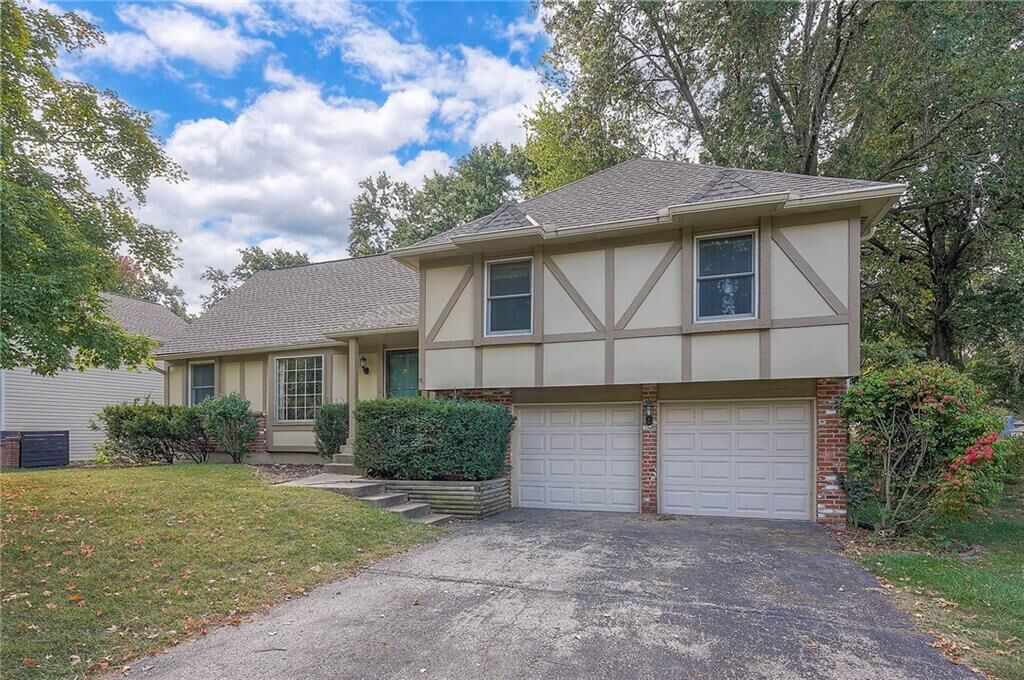 Property Photo: 12321 W 102nd Street KS 66215