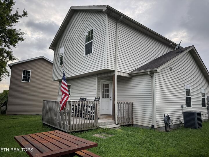 Property Photo: 1930 Palma Way TN 37803