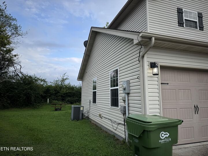 Property Photo: 1930 Palma Way TN 37803