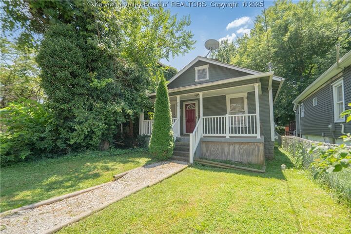 615 Grant Street  Charleston WV 25311 photo