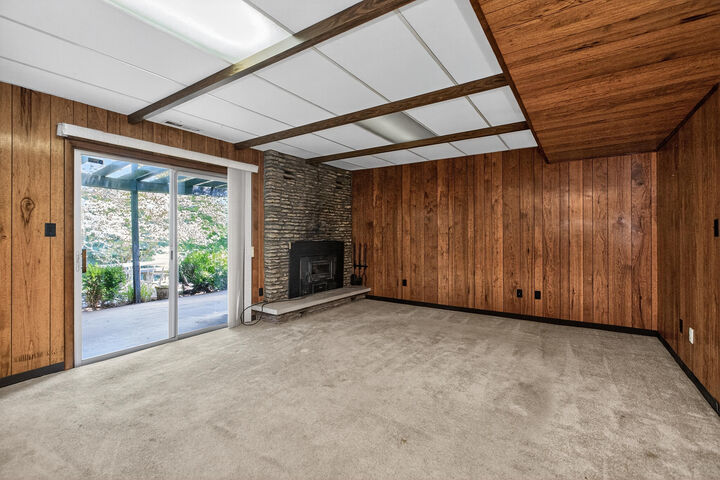 Property Photo:  701 Tenikat Street  KY 40422 