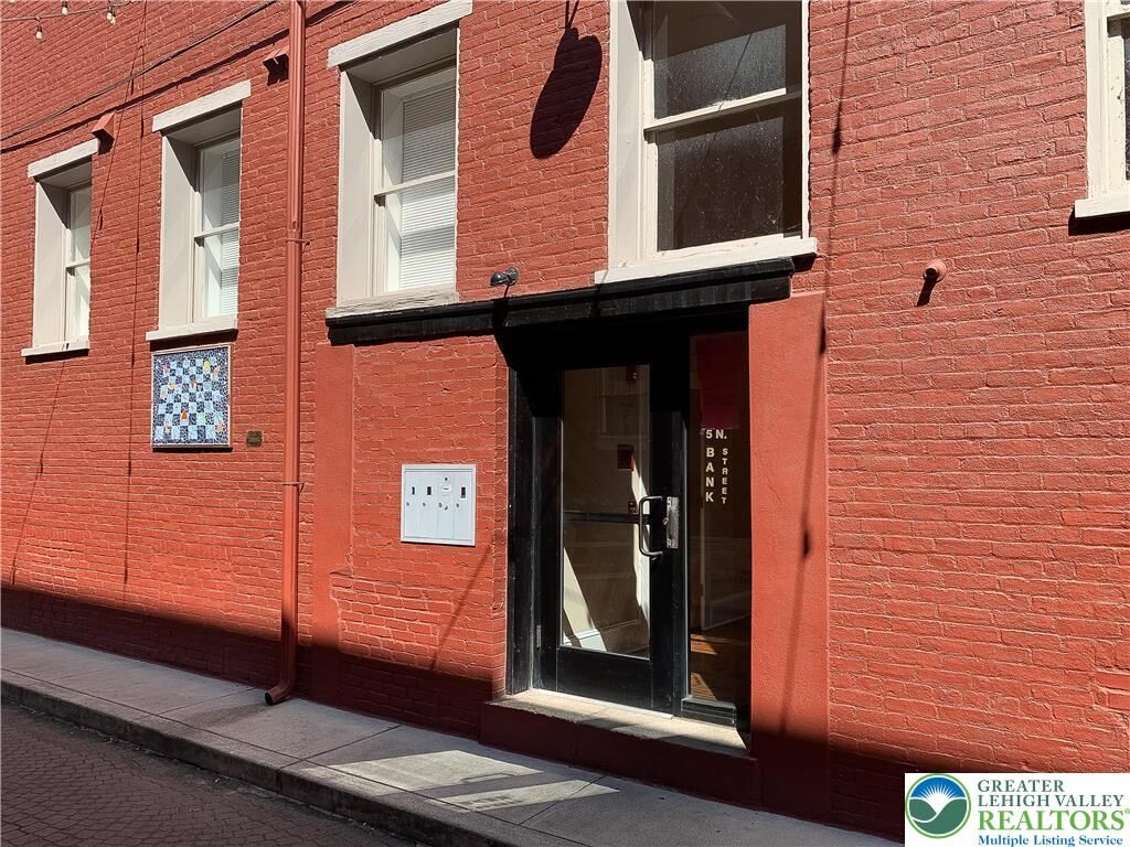Property Photo:  321 Northampton Street 6  PA 18042 