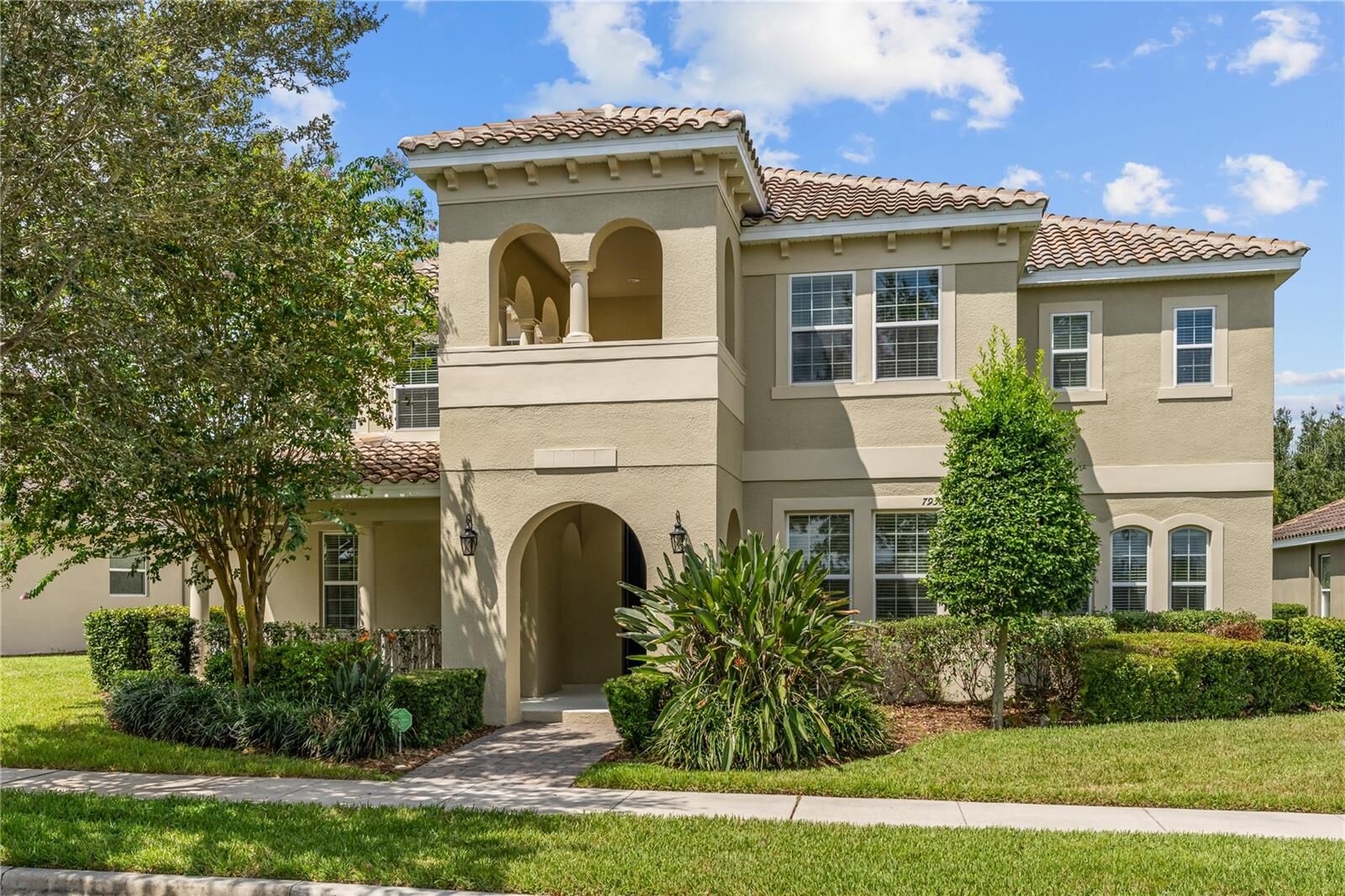 Property Photo: 7930 Summerlake Pointe Boulevard FL 34787