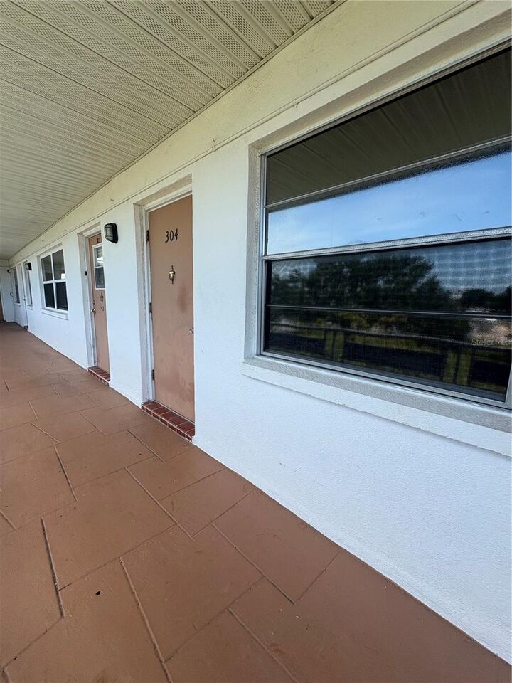 Property Photo: 6015 19th St N 304 FL 33714