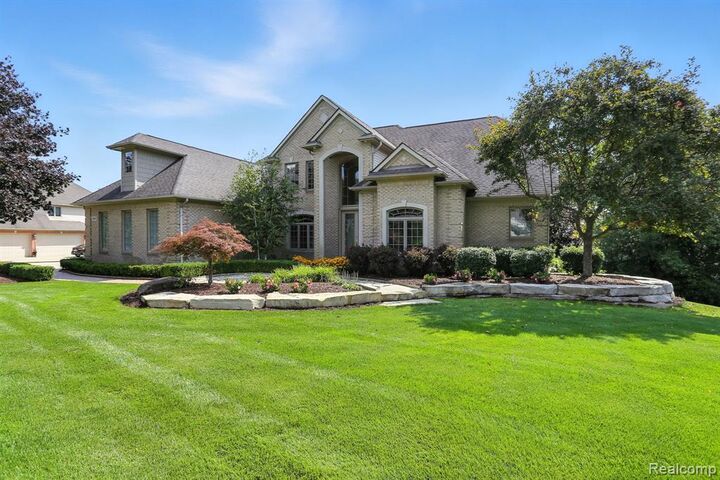 815 Pinery Boulevard  Lake Orion MI 48362 1151 photo